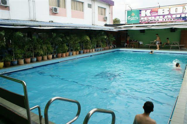 Angsoka Hotel Teluk Intan Eksteriør billede
